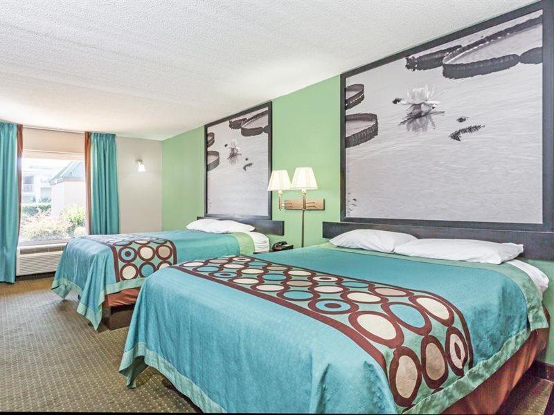 ซูเปอร์ 8 บาย วินด์แฮม มาเรียนนา Hotel ภายนอก รูปภาพ